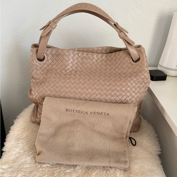 Bottega Veneta Garda medium tote - Picture 3 of 11
